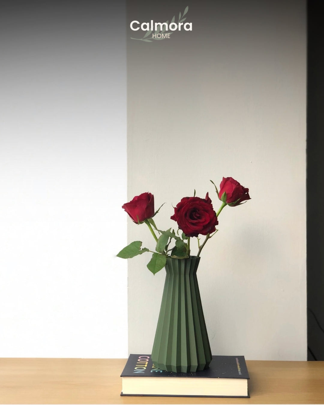 Calmora Facet Vase