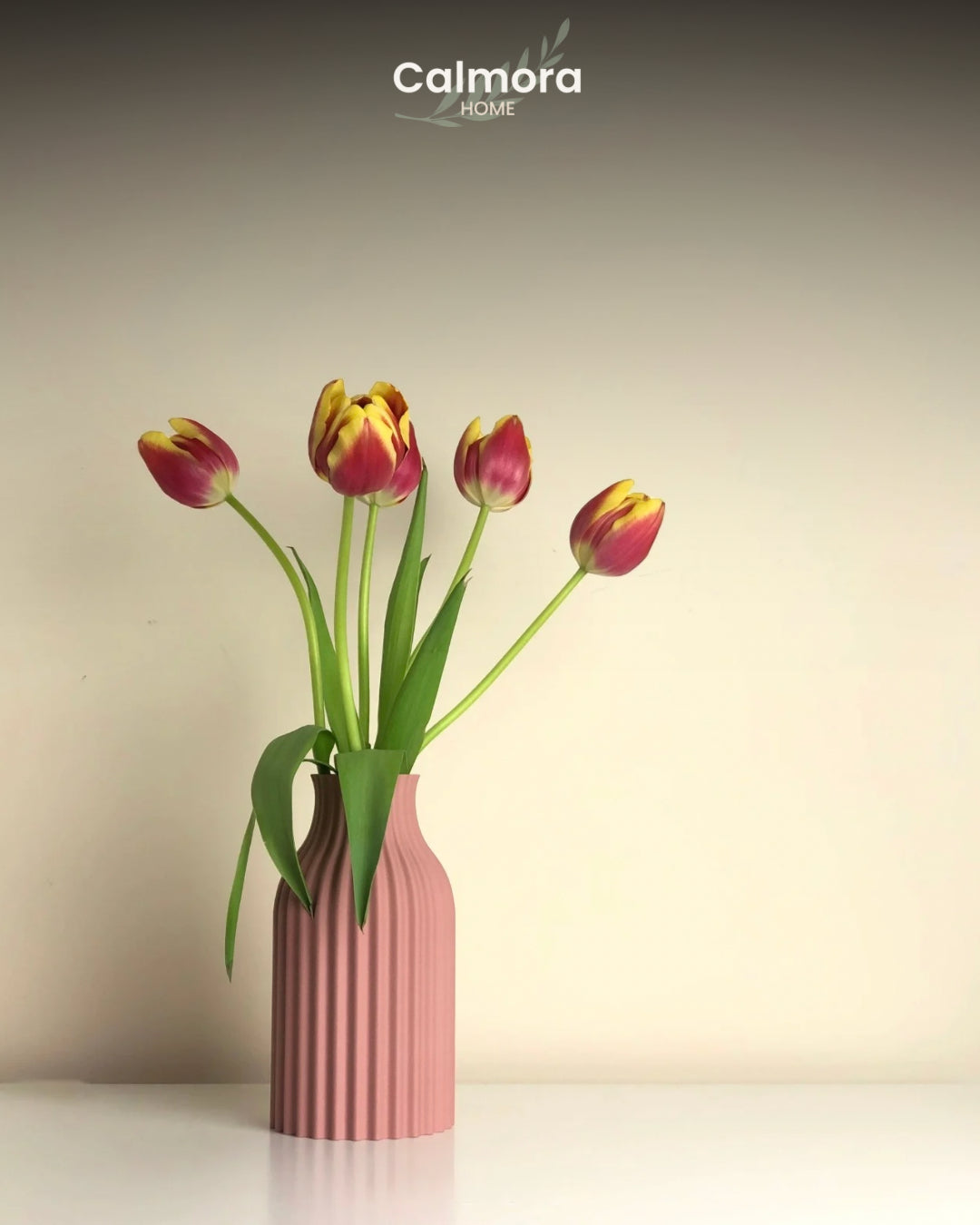 Calmora Tulip Curve Vase